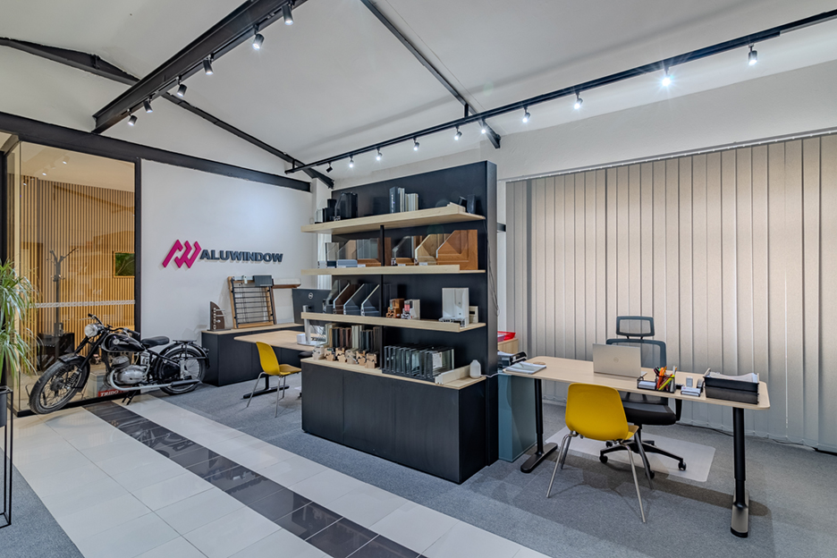 Showroom aluwindow